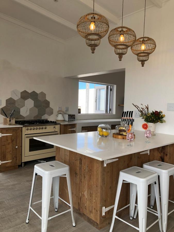 Chasing Daylight Villa Struisbaai Buitenkant foto