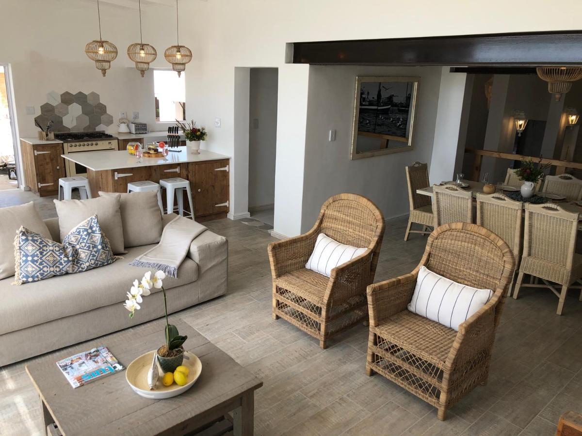 Chasing Daylight Villa Struisbaai Buitenkant foto