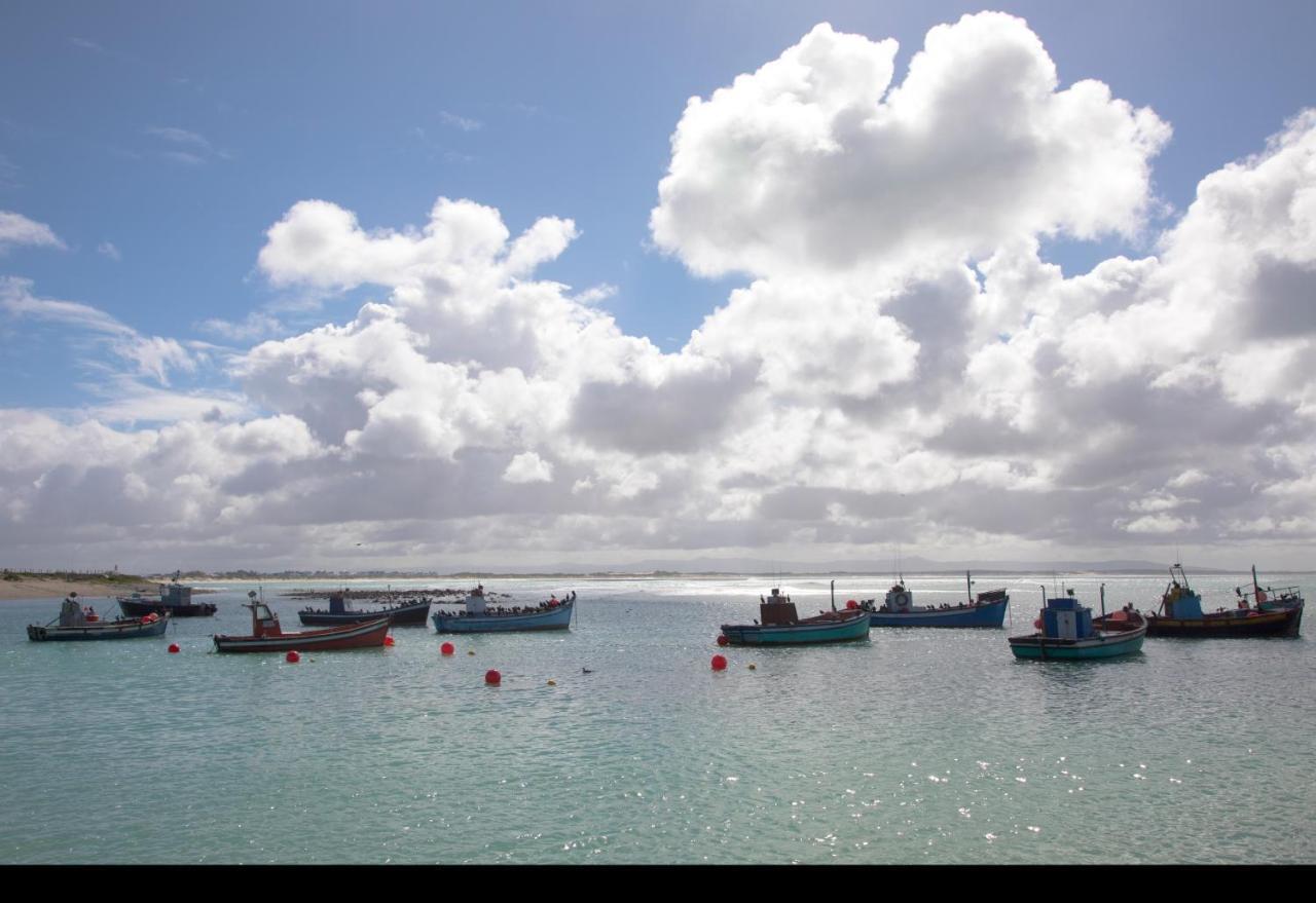 Chasing Daylight Villa Struisbaai Buitenkant foto